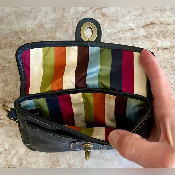 🟣 COACH LEGACY 65TH ANNIV WRISTLET - BLACK LEATHER 🟣 - Picture 4 of 4